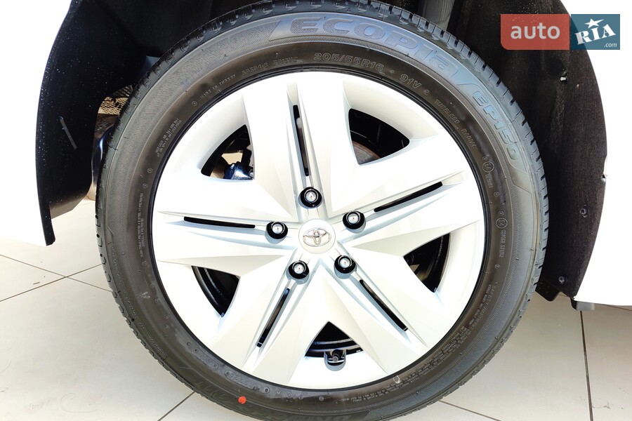 Toyota Corolla - фото 11