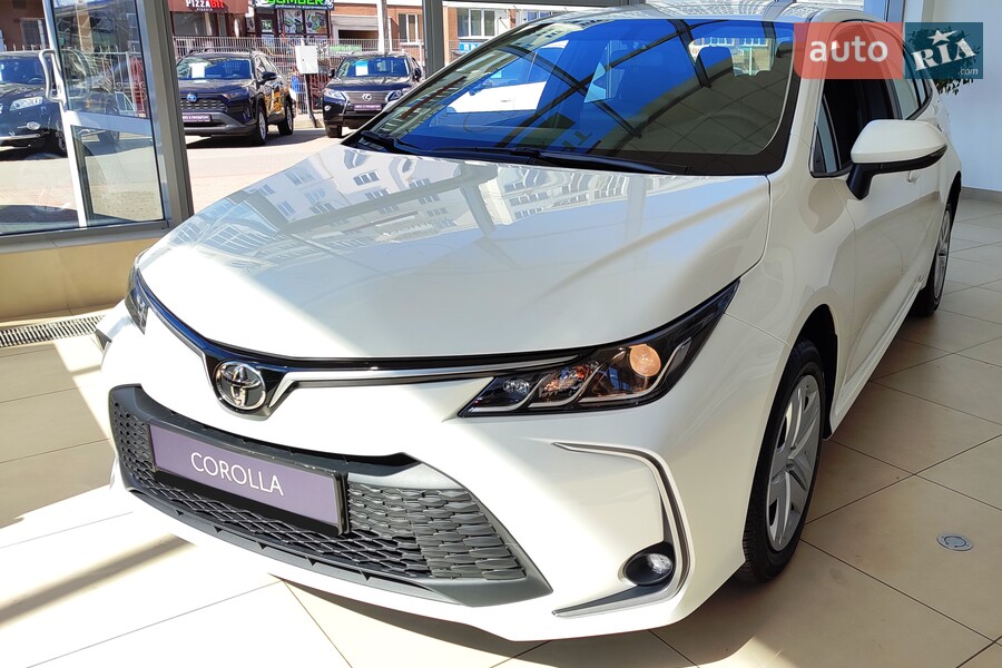 Toyota Corolla - фото 1
