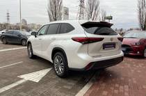 Toyota Highlander Premium