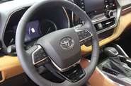 Toyota Highlander Premium