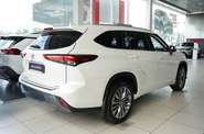 Toyota Highlander Premium