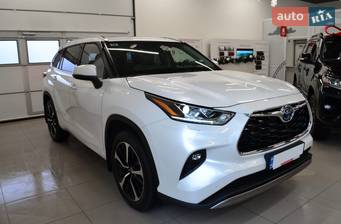 Toyota Highlander 2.5h e-CVT (243 к.с.) AWD 2021 Toyota Highlander 2.5h e-CVT (243 к.с.) AWD 2021