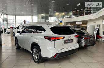 Toyota Highlander 2022 Premium