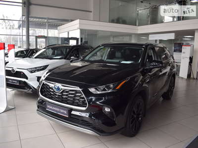 Toyota Highlander 2023 Premium