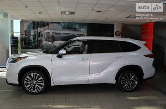 Toyota Highlander 2022 Premium