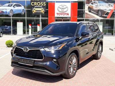 Toyota Highlander 2022 Premium