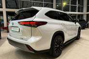 Toyota Highlander Premium