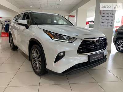 Toyota Highlander 2022 Premium