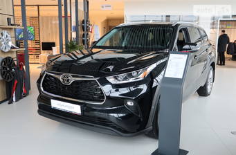 Toyota Highlander 2022 Premium