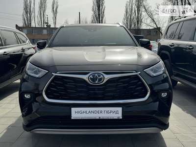 Toyota Highlander 2023 Premium