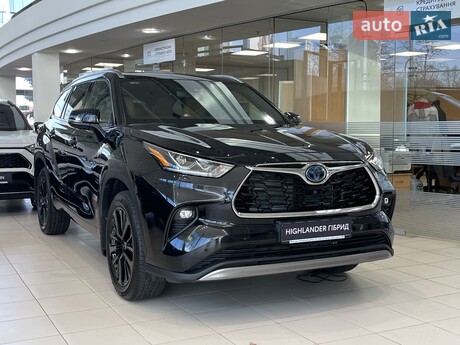 Toyota Highlander 2025