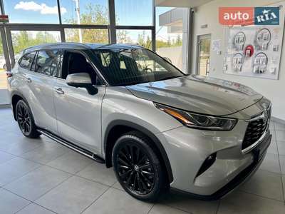 Toyota Highlander 2024 Premium