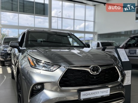 Toyota Highlander 2025