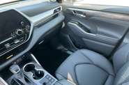 Toyota Highlander Premium