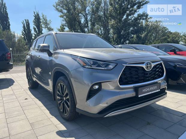 Toyota Highlander 2025