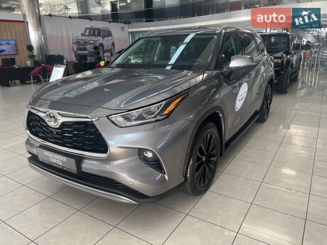 Toyota Highlander 2025