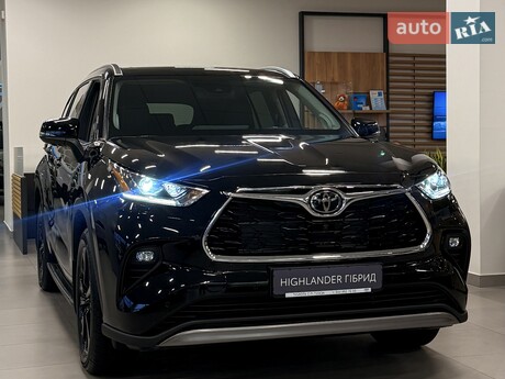 Toyota Highlander 2025