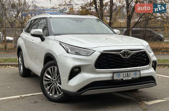 Toyota Highlander 2024 в Київ
