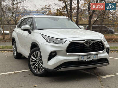 Toyota Highlander 2024 Platinum