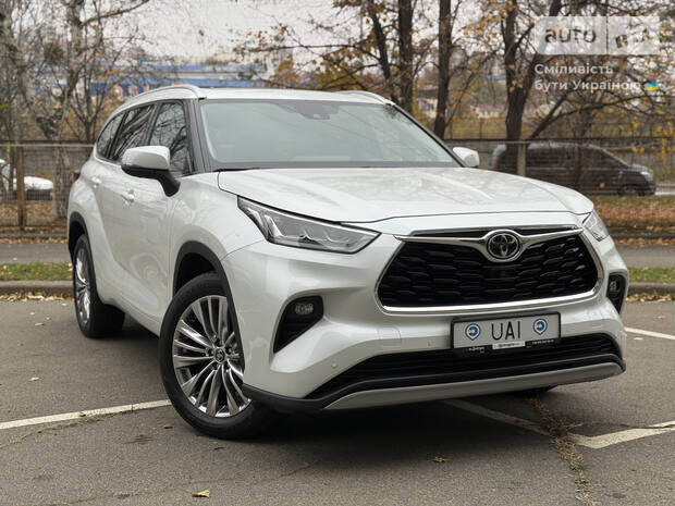 Внедорожник Toyota Highlander 2024 в Киев Внедорожник Toyota Highlander 2024 в Киев