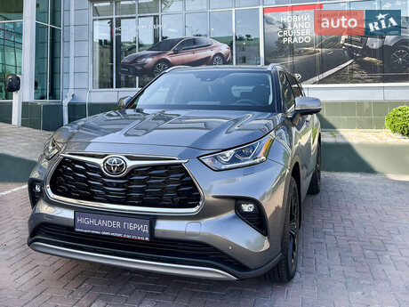 Toyota Highlander 2025