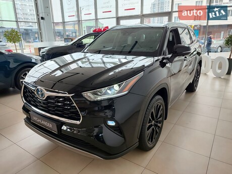 Toyota Highlander 2025