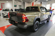 Toyota Hilux Legend