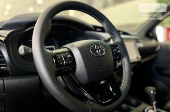 Toyota Hilux 2023 Legend