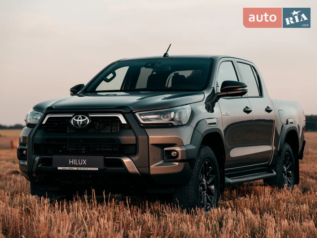 Toyota Hilux Legend