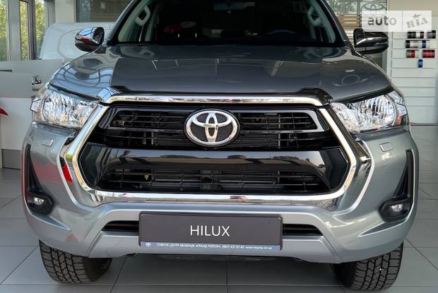 Toyota Hilux Business