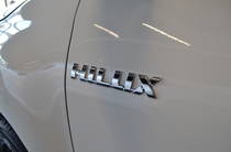 Toyota Hilux Business