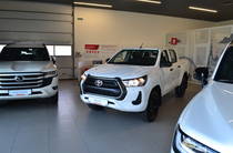 Toyota Hilux Business