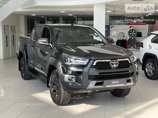 Toyota Hilux Legend