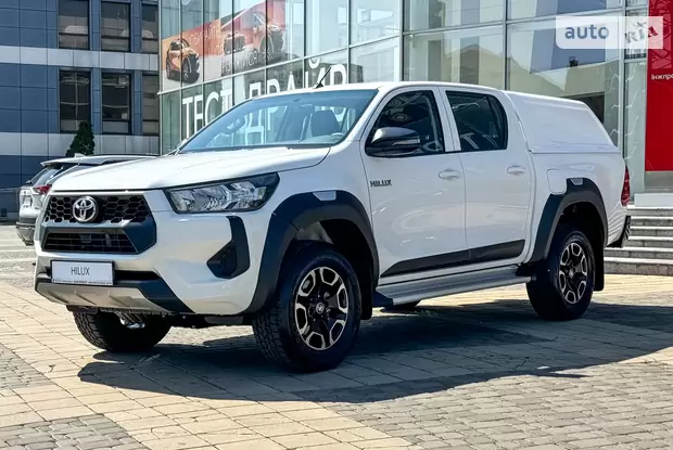 Toyota Hilux Business