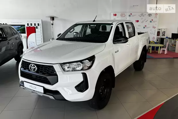 Toyota Hilux Business