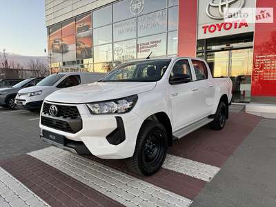 Toyota Hilux 2024 Business