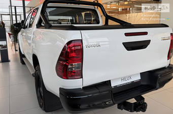 Toyota Hilux 2024 Business