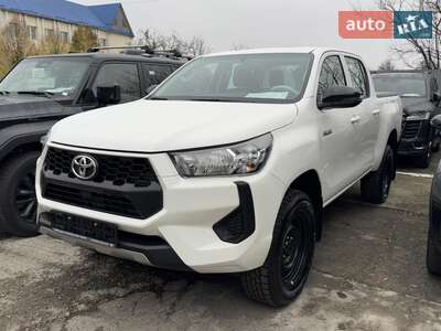 Toyota Hilux 2025 Base