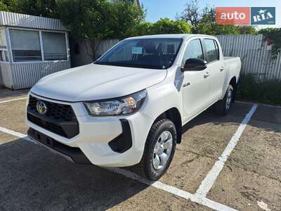 Toyota Hilux 2025 Business