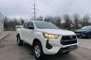 Toyota Hilux Business