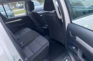 Toyota Hilux Business