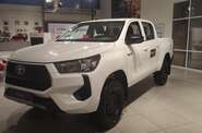 Toyota Hilux Base
