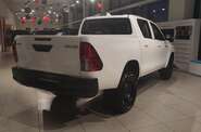 Toyota Hilux Base