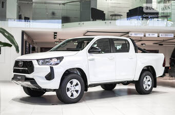 Toyota Hilux 2025 Business