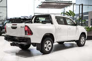 Toyota Hilux Business