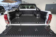 Toyota Hilux Business