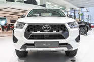 Toyota Hilux Business