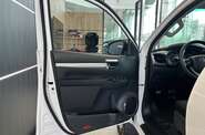 Toyota Hilux Business