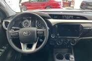 Toyota Hilux Business