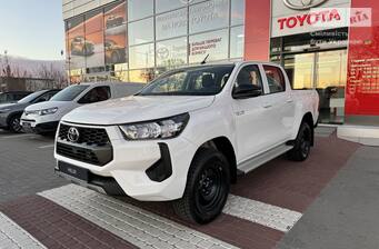 Toyota Hilux Double Cab 2.4 D-4D MT (150 к.с.) AWD 2025